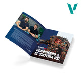 Open book or brochure with two people on one page and a robot on the other, featuring text in Spanish.