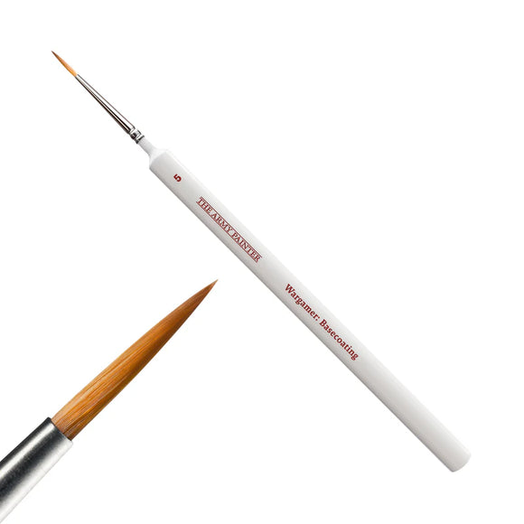 05 size paintbrushes with white handles on a white background