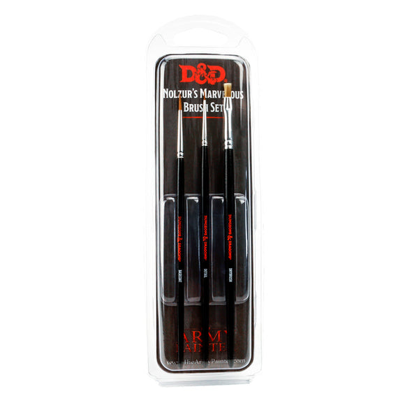 Set of brushes in packaging with 'D&D' branding on a white background