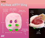 Kuribee ARTY Sling plush toy with features and measurements on a pink background