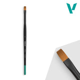 Makeup brush with black handle and brown bristles on a white background, featuring the Vila brand.