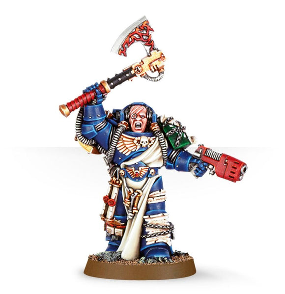 Warhammer 40K:  Space Marine Librarian with Force Axe & Plasma Pistol